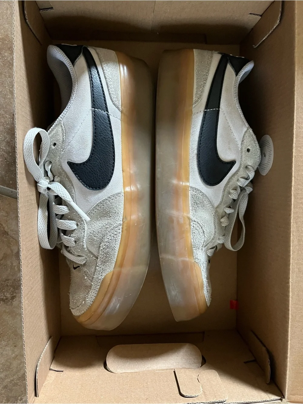 Nike sb pogo plus sneakers size 6.5 women’s